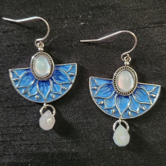 Beautiful Fan Shaped Silver And Blue Enamel Earrings Synthetic Opal Accents - Picture 2 of 2